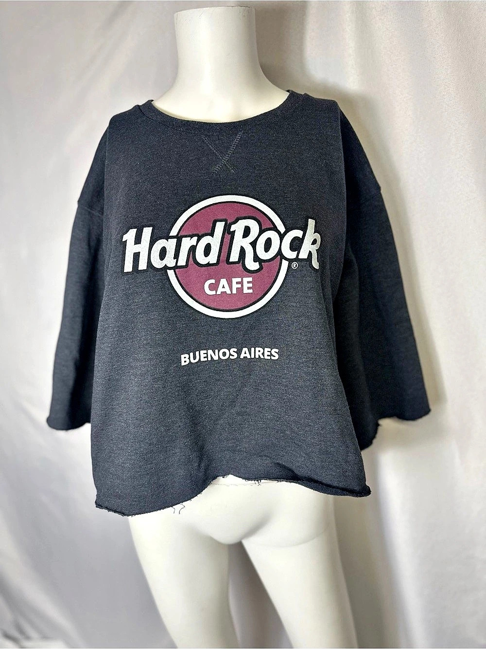 HARD ROCK CAFE XX-LARGE BUESNOS AIRES CUT OFF SWEATSHIRT